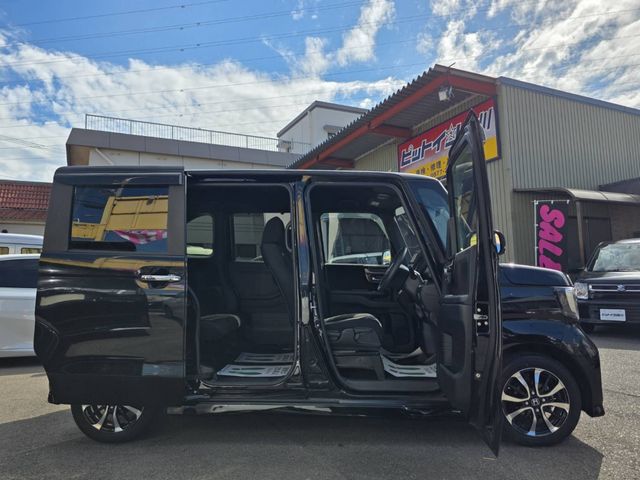 HONDA N BOX CUSTOM 2020