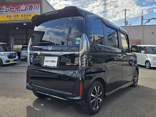 HONDA N BOX CUSTOM 2020