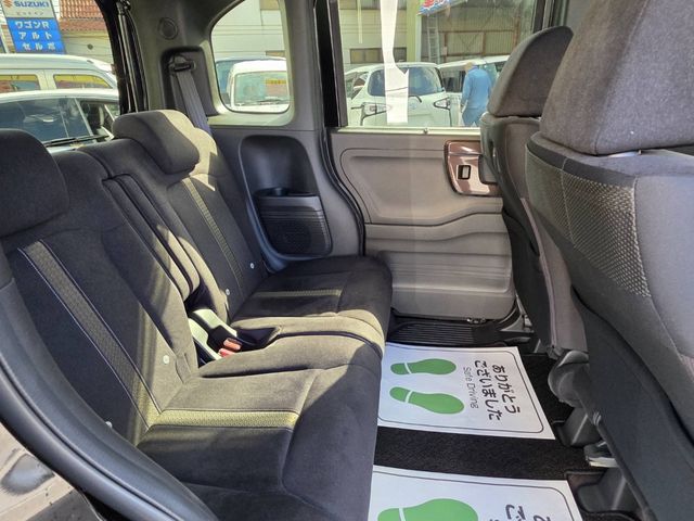 HONDA N BOX CUSTOM 2020