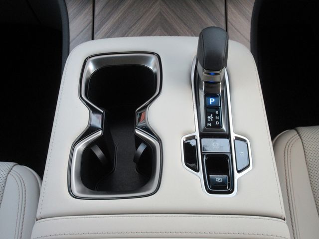 TOYOTA ???? LM500h 2025