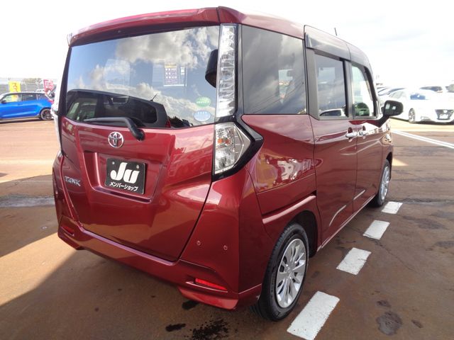 TOYOTA TANK 4WD 2018