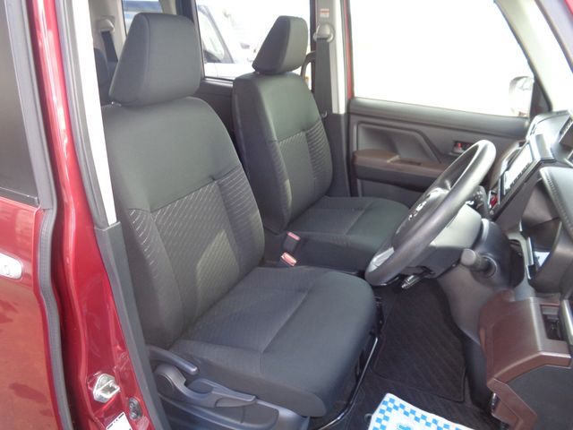 TOYOTA TANK 4WD 2018