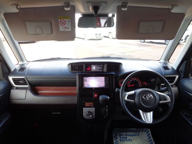 TOYOTA TANK 4WD 2018