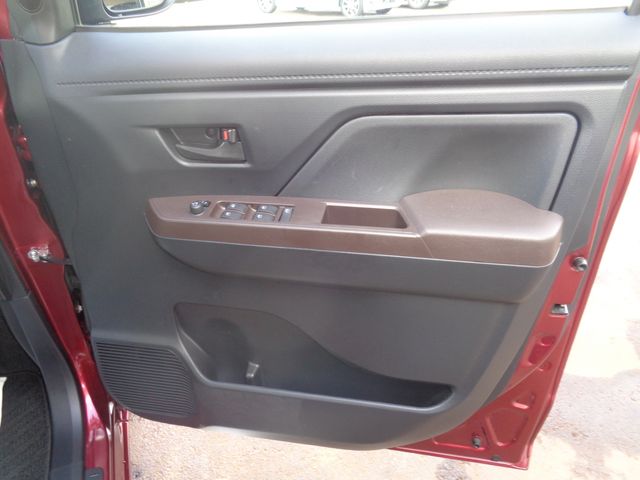 TOYOTA TANK 4WD 2018