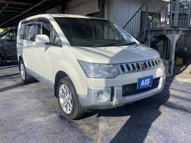 MITSUBISHI DELICA D:5 4WD 2014