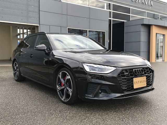 AUDI AUDI A4 AVANT 2022