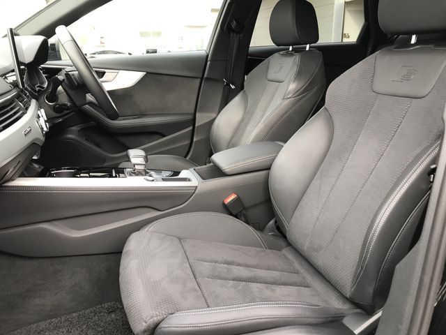 AUDI AUDI A4 AVANT 2022