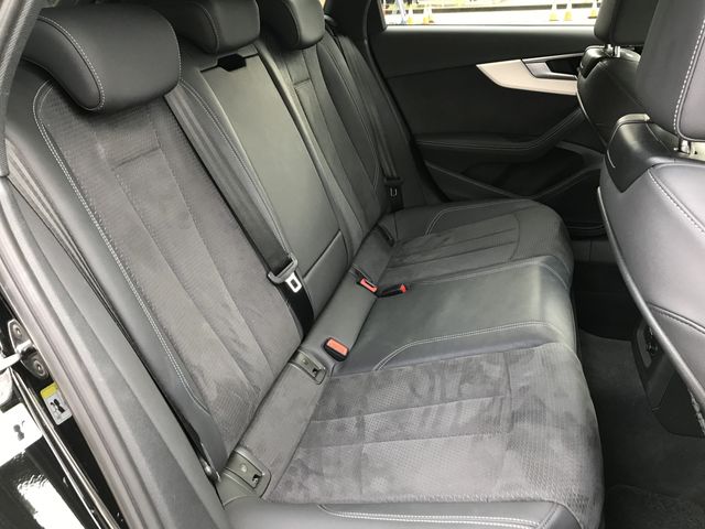 AUDI AUDI A4 AVANT 2022