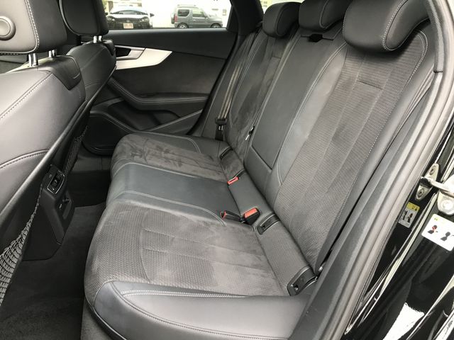 AUDI AUDI A4 AVANT 2022