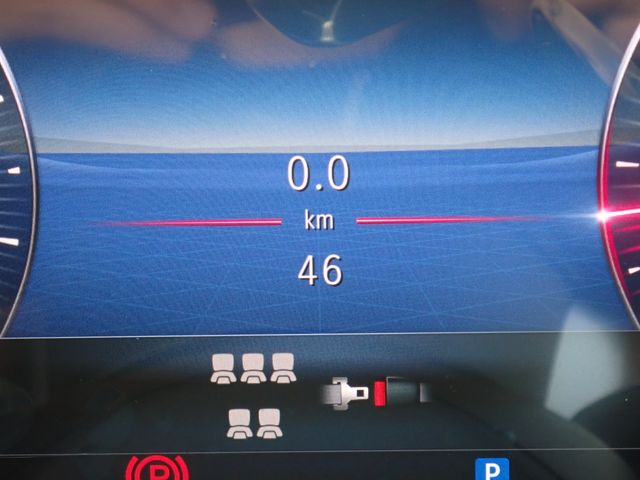 MERCEDES BENZ MERCEDES BENZ GLB 2025