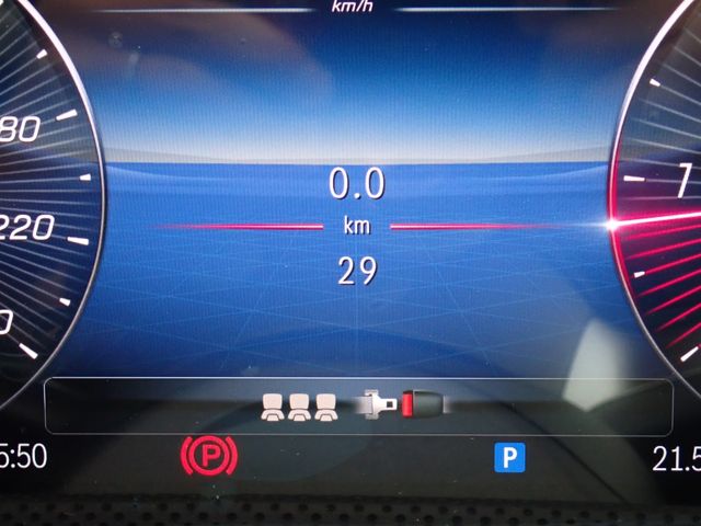 MERCEDES BENZ MERCEDES BENZ A class 2025