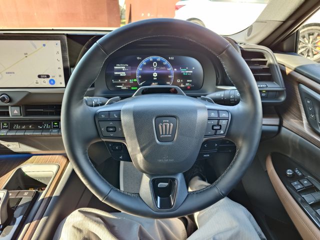 TOYOTA CROWN sedan hybrid 2025