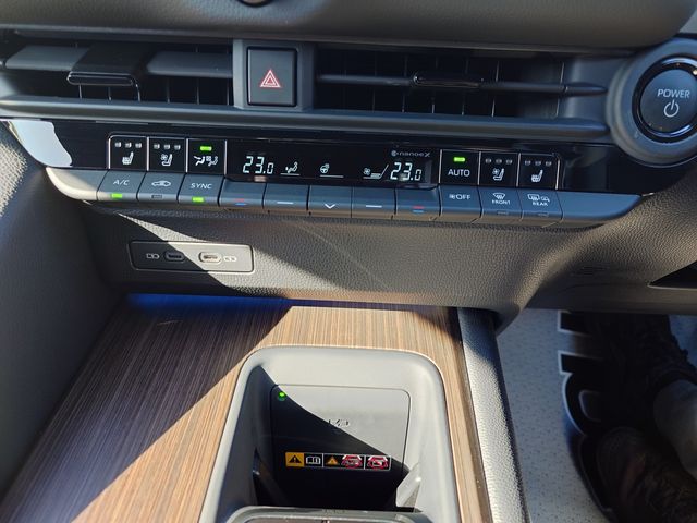 TOYOTA CROWN sedan hybrid 2025