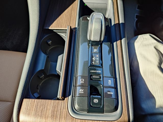 TOYOTA CROWN sedan hybrid 2025