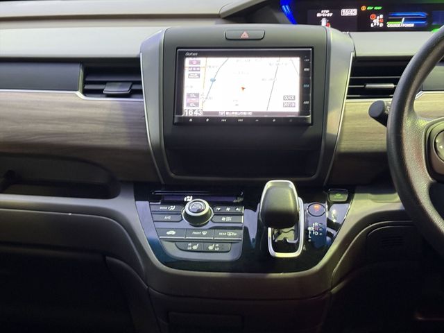 HONDA FREED HYBRID 2023