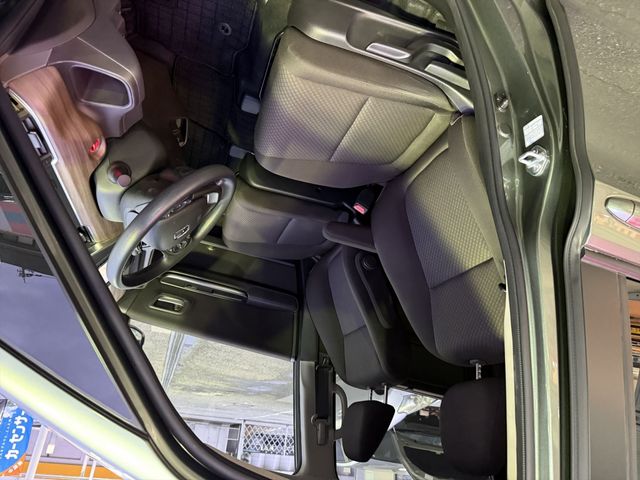 HONDA FREED HYBRID 2023