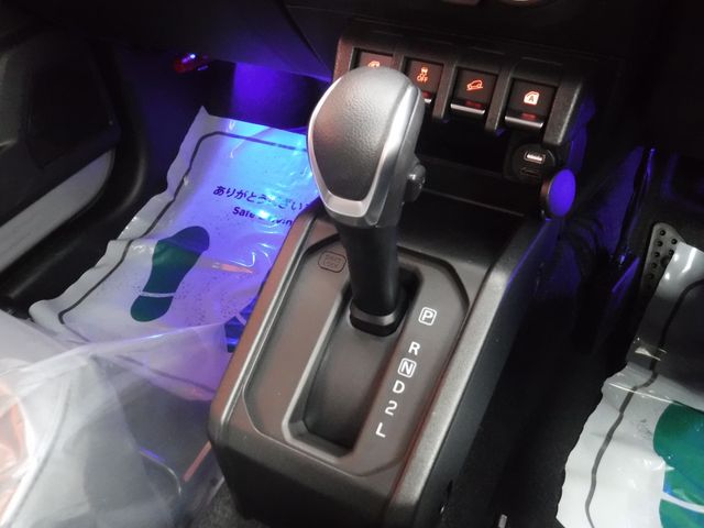 SUZUKI JIMNY 4WD 2025