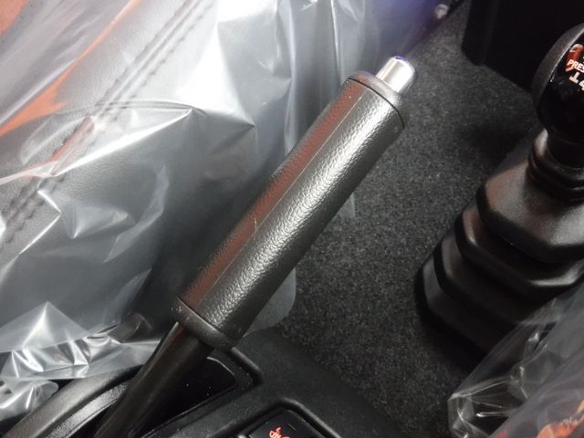 SUZUKI JIMNY 4WD 2025