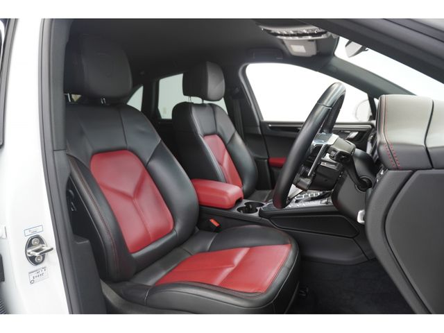 PORSCHE PORSCHE Macan 2020