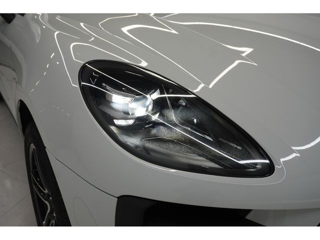 PORSCHE PORSCHE Macan 2020