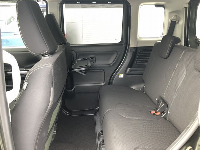 SUZUKI Spacia GEAR 2023