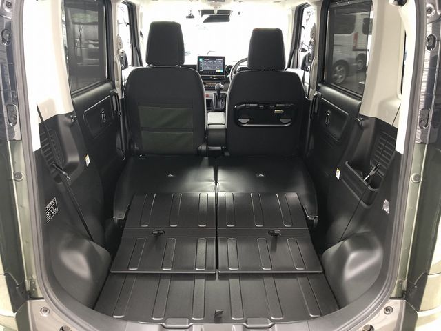 SUZUKI Spacia GEAR 2023