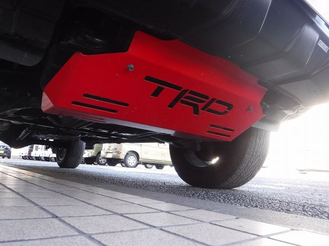 TOYOTA HILUX 4WD 2018