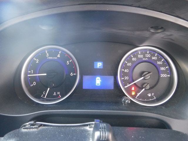 TOYOTA HILUX 4WD 2018