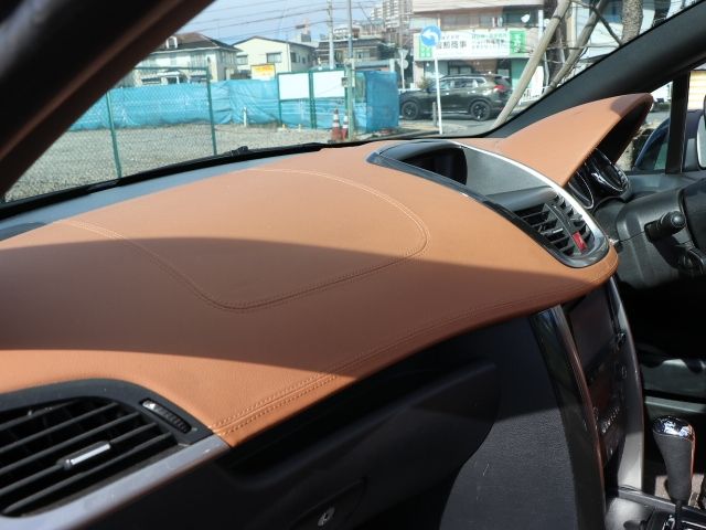 PEUGEOT PEUGEOT 207CC 2012