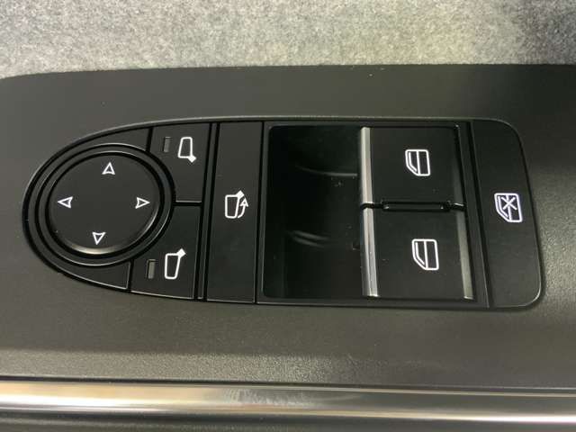 MAZDA MX-30 Rotary-EV 2023