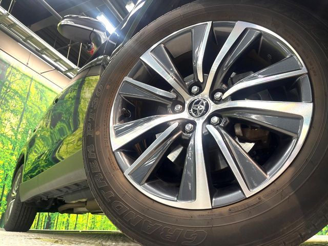 TOYOTA HARRIER HYBRID 2023