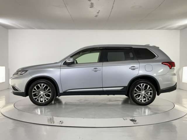 MITSUBISHI OUTLANDER 4WD 2017