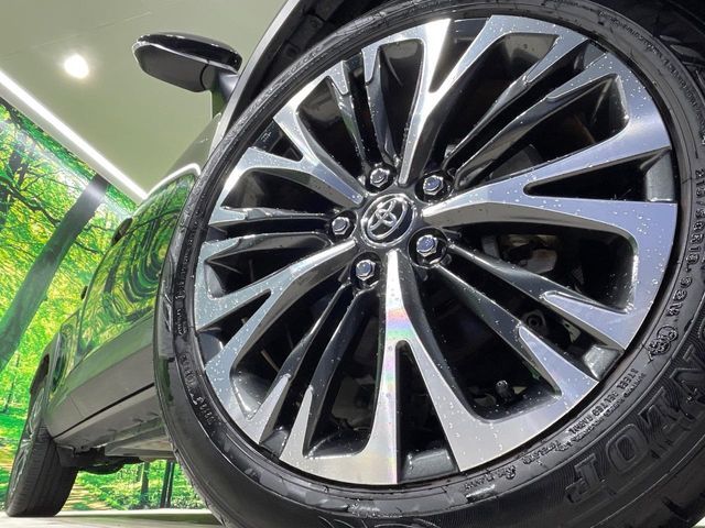 TOYOTA YARIS CROSS HYBRID 2023