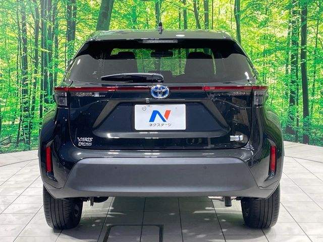 TOYOTA YARIS CROSS HYBRID 2023