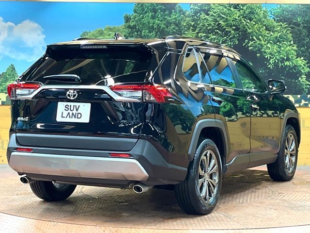 TOYOTA RAV4 4WD 2024