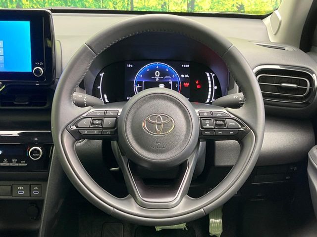 TOYOTA YARIS CROSS 2025