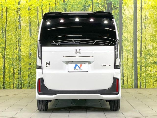 HONDA N BOX CUSTOM 2024