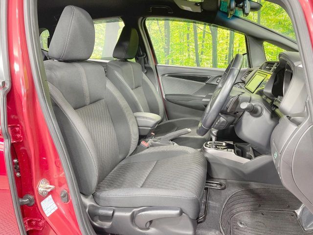 HONDA FIT HYBRID 4WD 2018