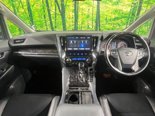 TOYOTA ALPHARD 2018