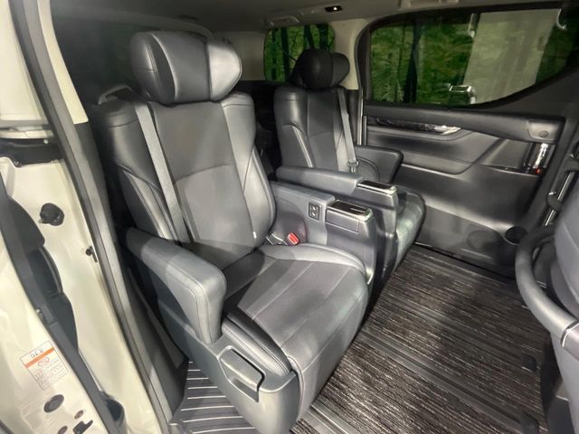TOYOTA ALPHARD 2018