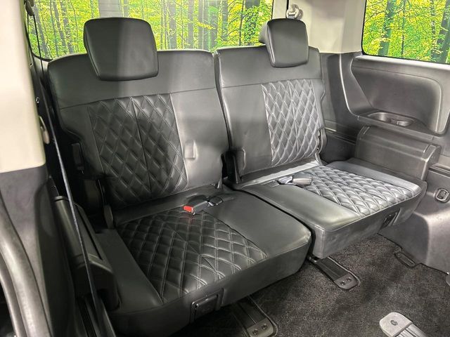 MITSUBISHI DELICA D:5 4WD 2022