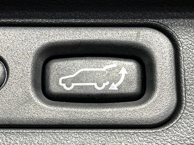 MITSUBISHI DELICA D:5 4WD 2022