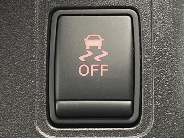 NISSAN SERENA  S-HYBRID 4WD 2017