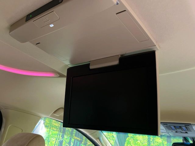 TOYOTA ALPHARD 4WD 2015