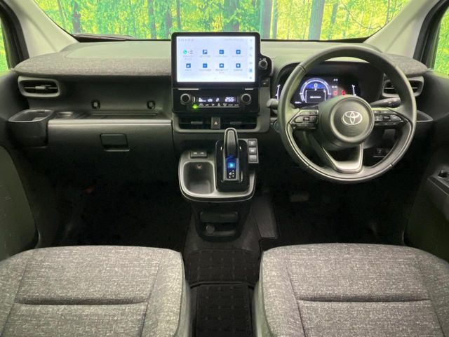 TOYOTA SIENTA HYBRID 2023