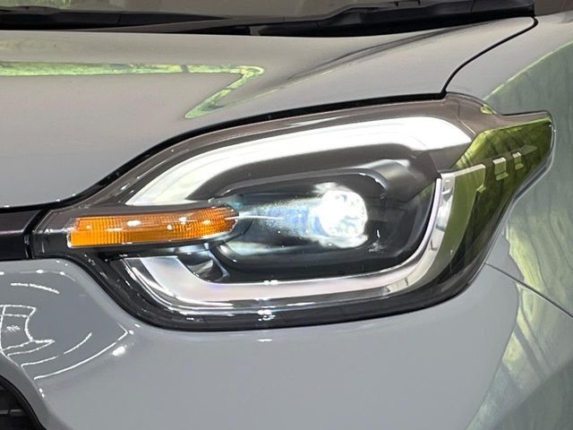 TOYOTA SIENTA HYBRID 2023