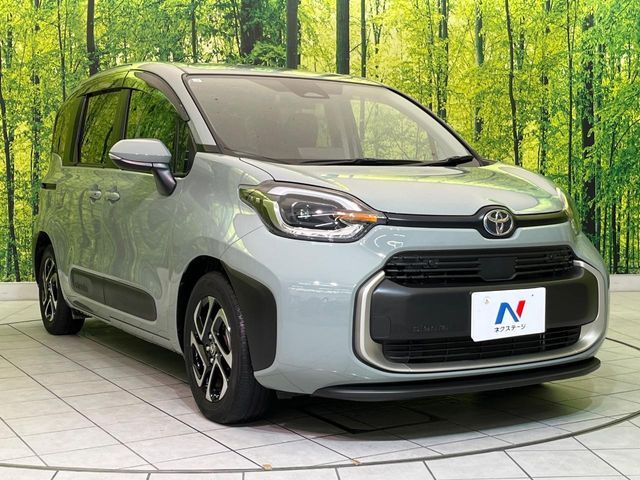 TOYOTA SIENTA HYBRID 2023