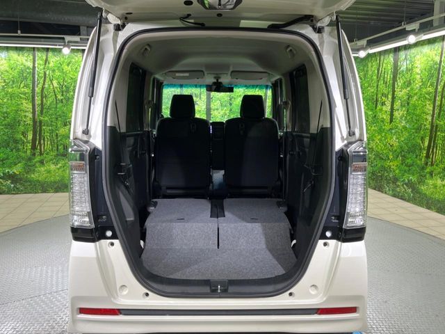 HONDA N BOX CUSTOM 2017