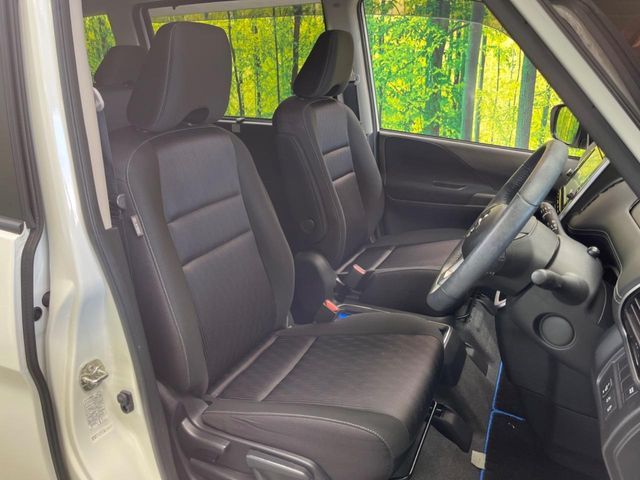 NISSAN SERENA  WG 2018