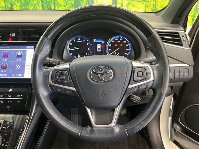 TOYOTA HARRIER 2WD 2019